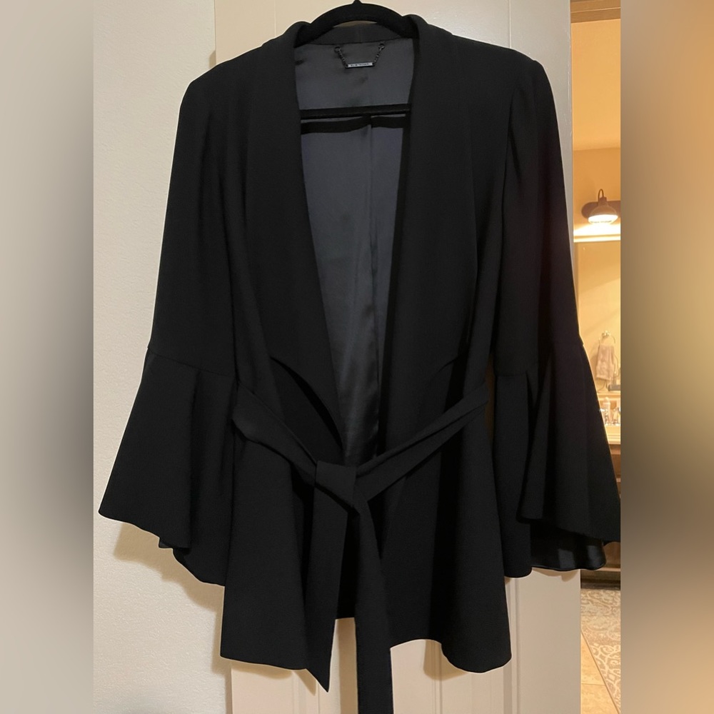 Elie Tahari Tie Waist Blazer